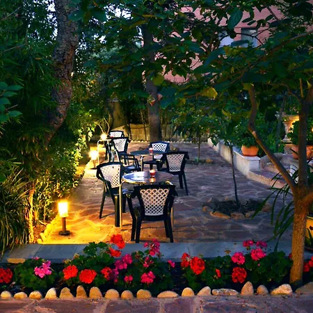 Magnolia بيت ضيافة 2*