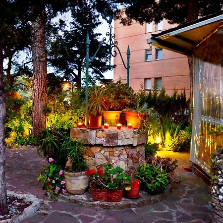 Magnolia بيت ضيافة 2*