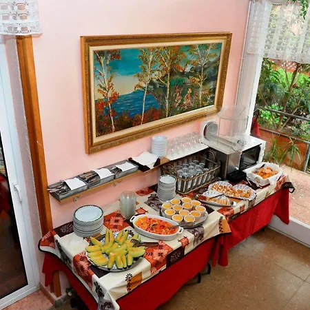 Guest house Magnolia 2*