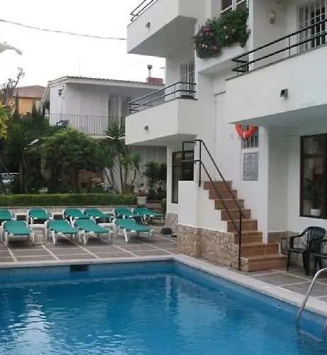 Magnolia Lloret de Mar